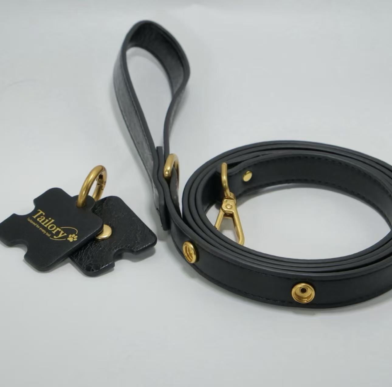 DIY-Interchangeable Charm Collar-Build Your Own Luxury Leather Pet Collar