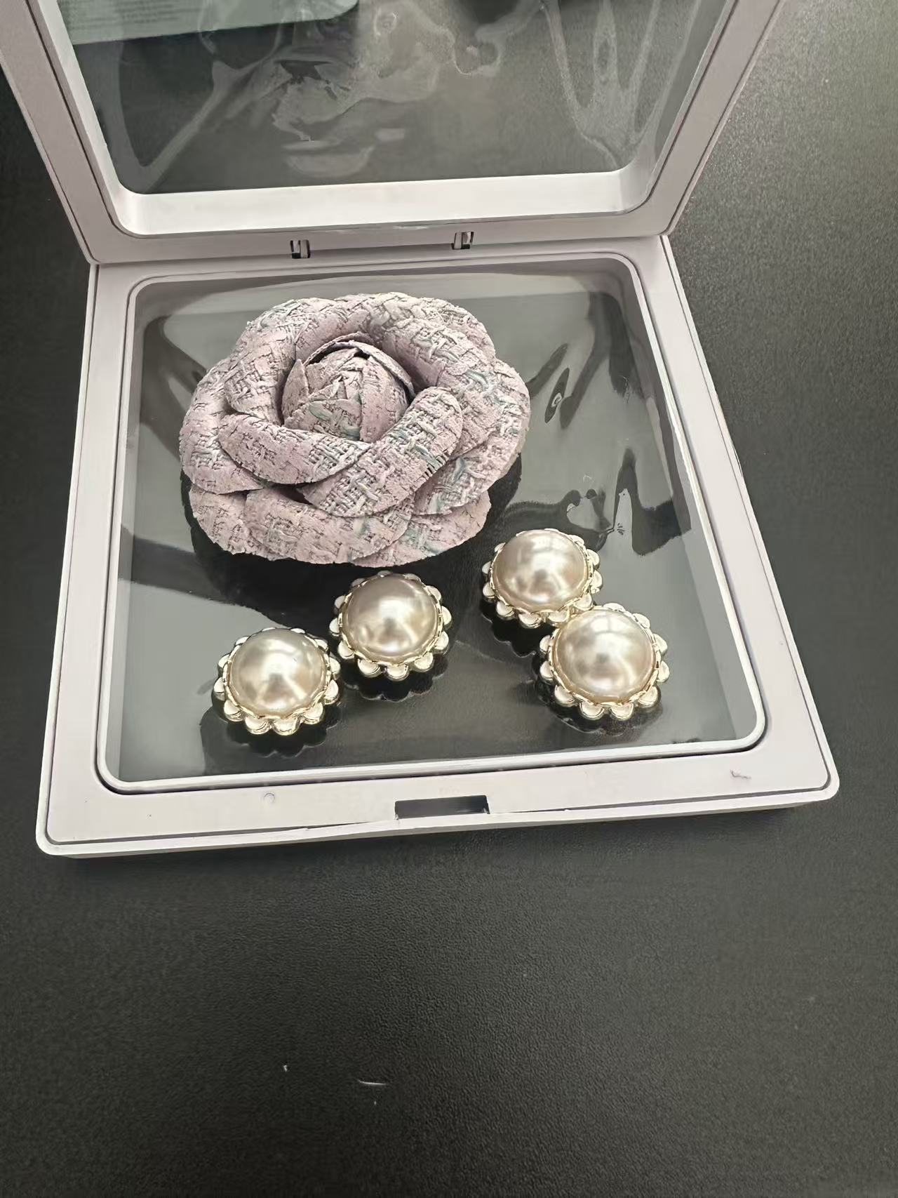 Pearl Rosette(Charms for the pet collar)