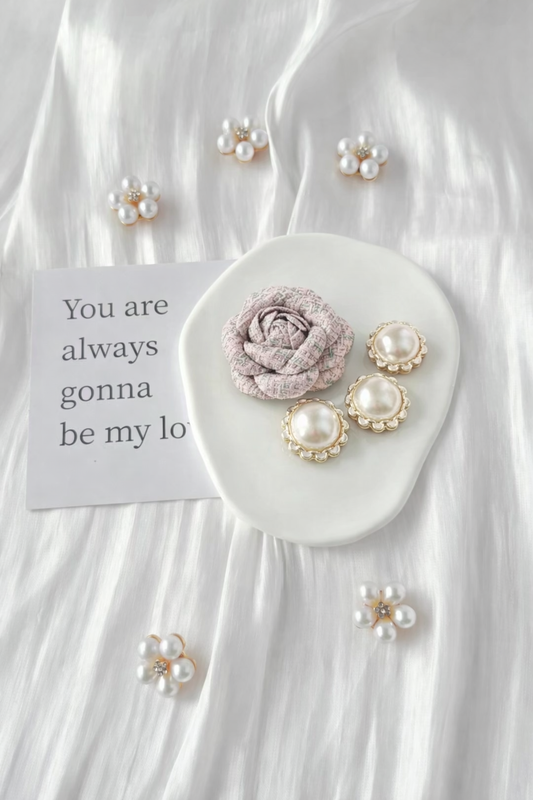 Pearl Rosette(Charms for the pet collar)